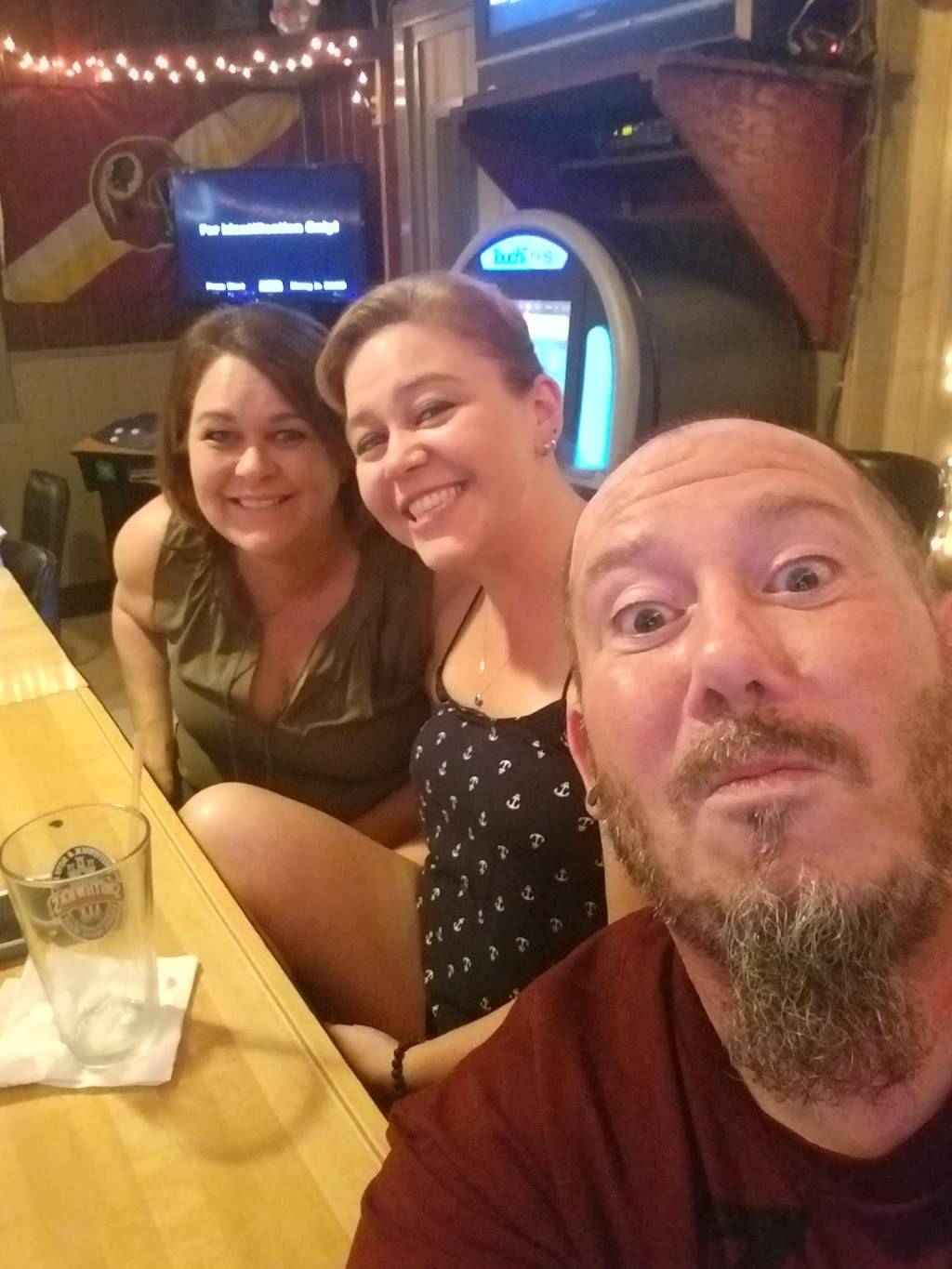 Dugout Restaurant | restaurant | 1510 Mountain Rd, Glen Allen, VA 23060, USA | 8042667883 OR +1 804-266-7883