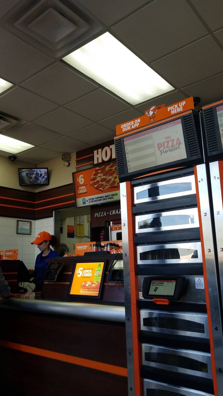 Little Caesars Pizza | meal takeaway | 7435 W Lower Buckeye Rd #105, Phoenix, AZ 85043, USA | 6239360444 OR +1 623-936-0444