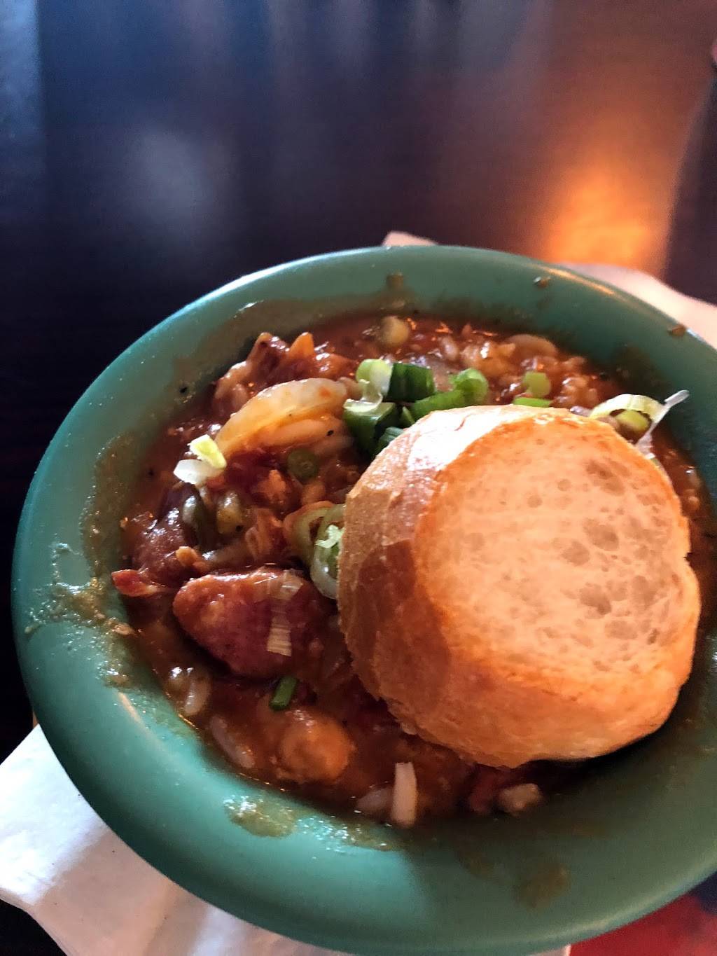 PO-Boys On Frostwood | restaurant | 6736 N Frostwood Pkwy, Peoria, IL 61615, USA | 3098392179 OR +1 309-839-2179