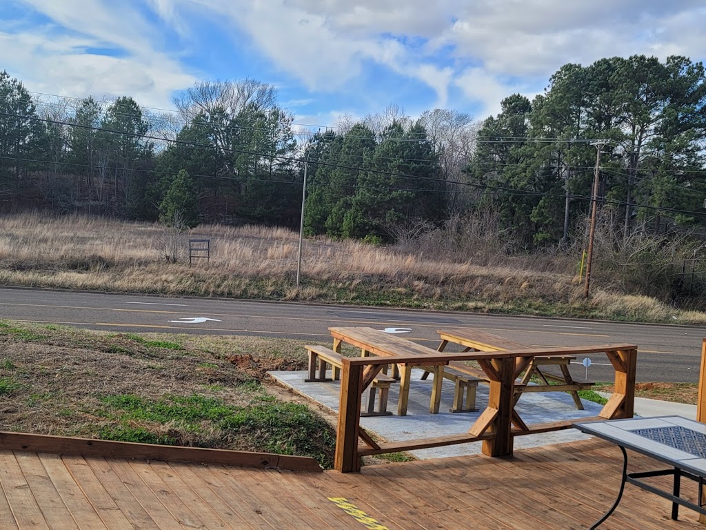 THE SPOT DAIQUIRI SHOP | restaurant | 1502 W Palestine Ave, Palestine, TX 75801, USA | 9034800980 OR +1 903-480-0980