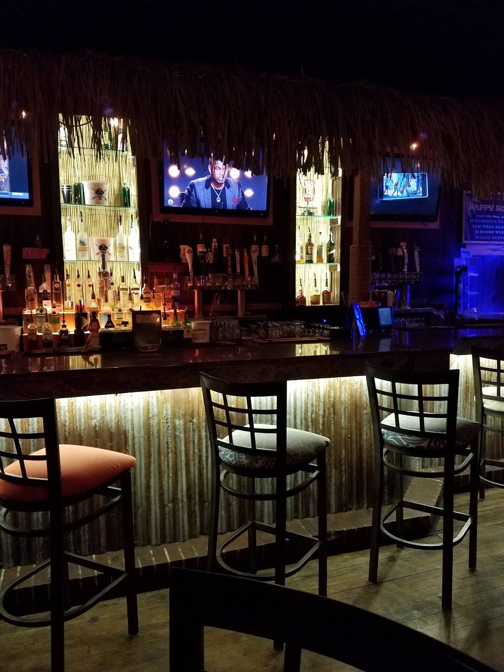 Cayman Cove | restaurant | 11742 N Dale Mabry Hwy, Tampa, FL 33618, USA | 8139612121 OR +1 813-961-2121