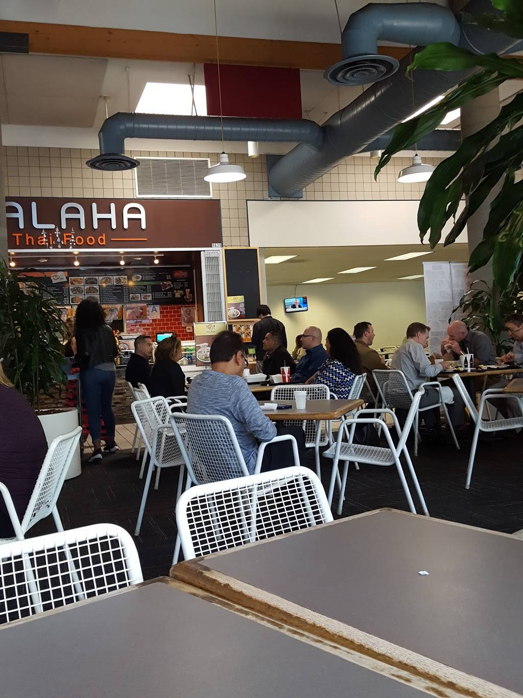 D Js Burgers | restaurant | 4830 S Eastern Ave, Los Angeles, CA 90040, USA | 3238901929 OR +1 323-890-1929