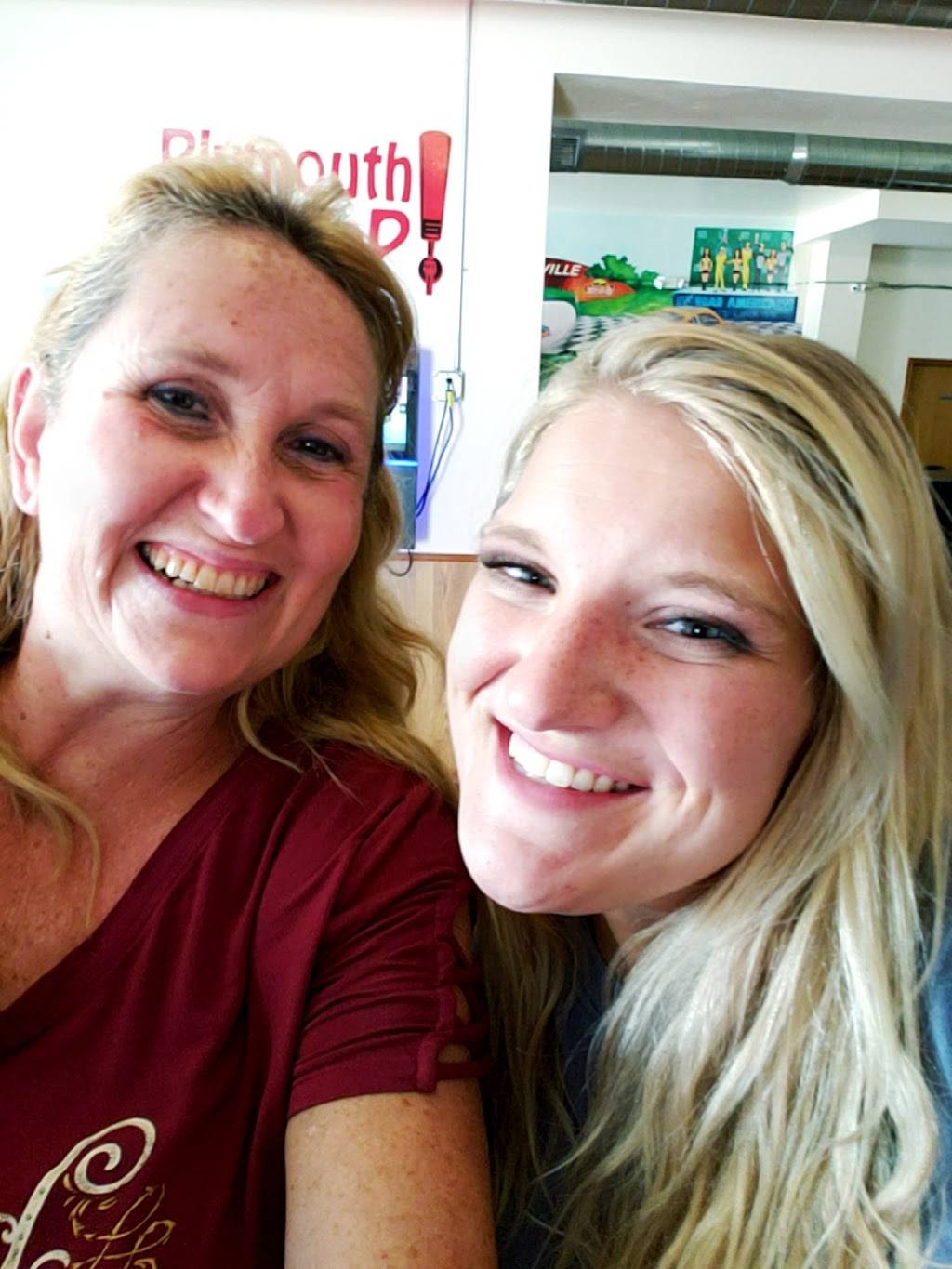 Plymouth Tap | restaurant | 101 E Mill St, Plymouth, WI 53073, USA | 9204495416 OR +1 920-449-5416