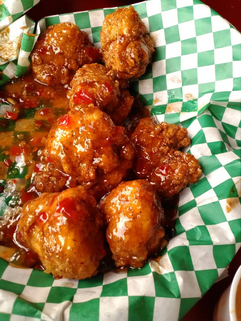 Frogger Grill and Bar | restaurant | 4931 Lake Park Ct, Mt Dora, FL 32757, USA | 3523853555 OR +1 352-385-3555