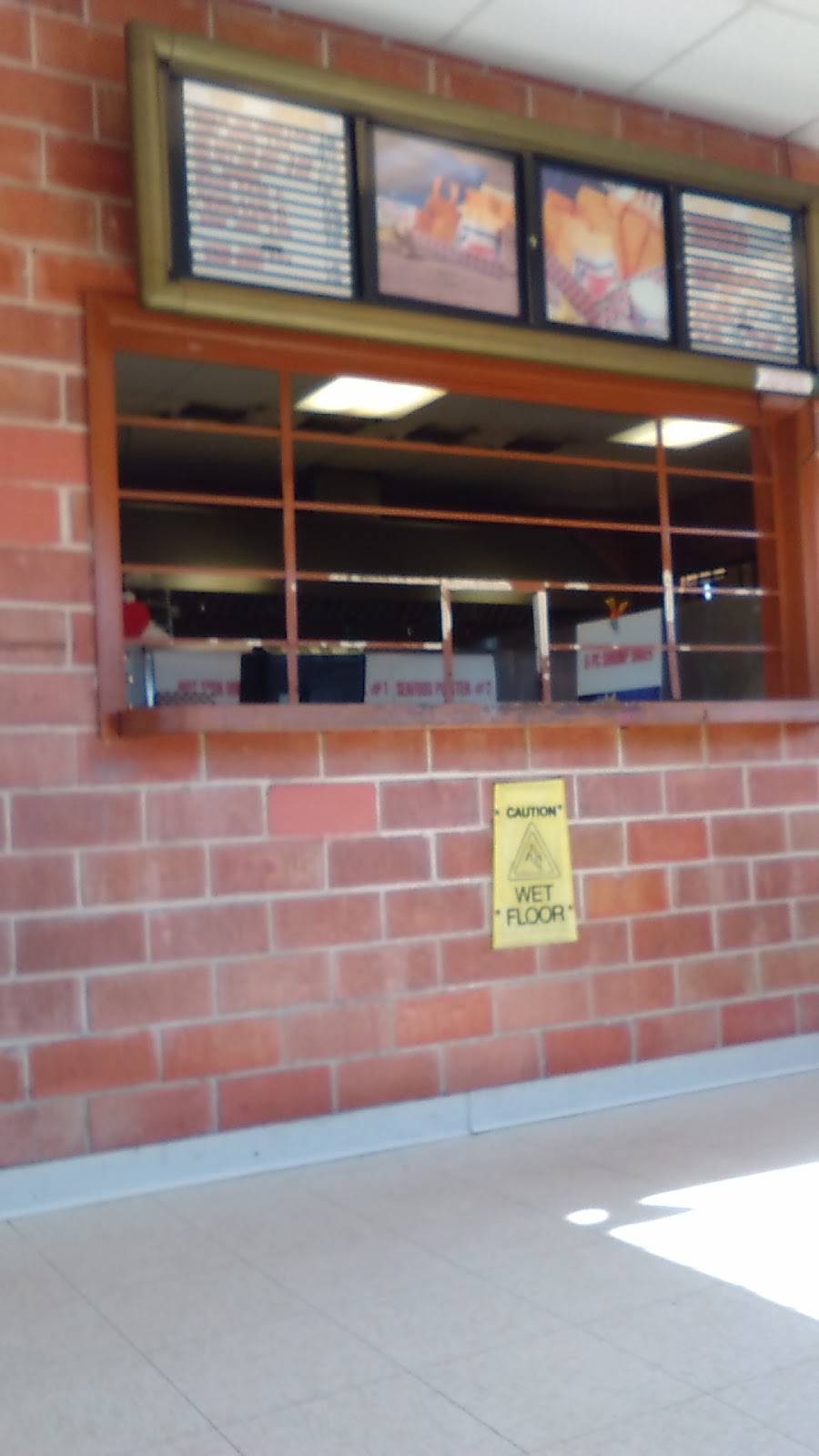 Freds Fish Fry | restaurant | 3418 Culebra Rd, San Antonio, TX 78228, USA | 2104324288 OR +1 210-432-4288