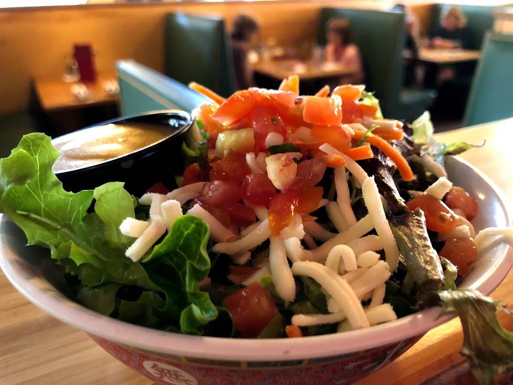 Fongs Pizza Ankeny | meal takeaway | 1450 SW Vintage Pkwy #120, Ankeny, IA 50023, USA | 5152438888 OR +1 515-243-8888