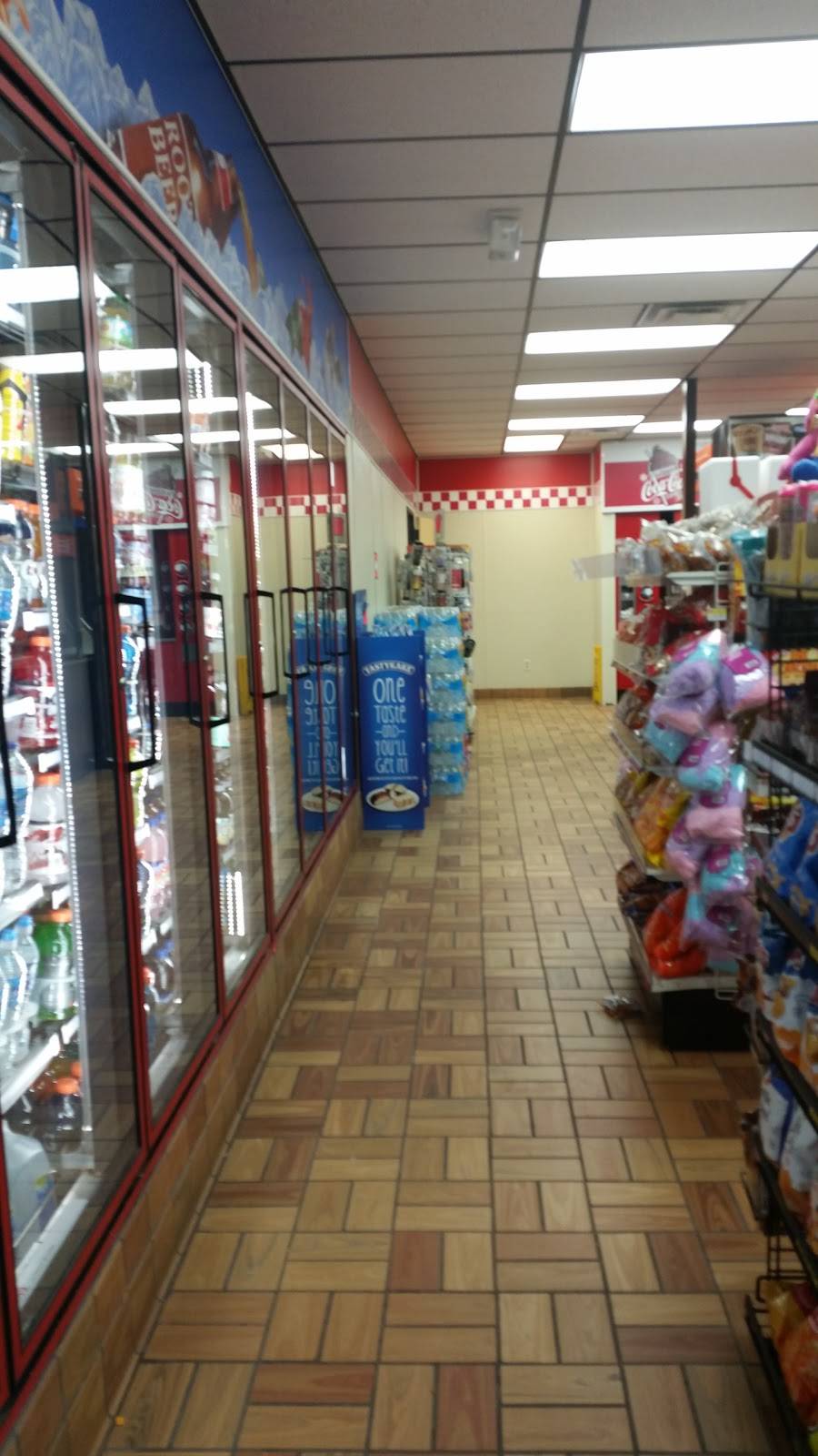 Wendys | restaurant | 4610 County Dr, Disputanta, VA 23842, USA | 8048634618 OR +1 804-863-4618