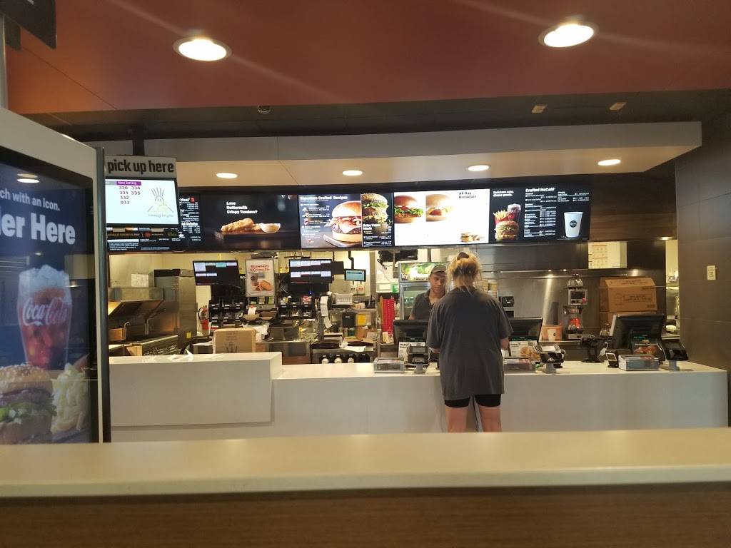 McDonalds | cafe | 7075 E Hampden Ave, Denver, CO 80224, USA | 3037564833 OR +1 303-756-4833