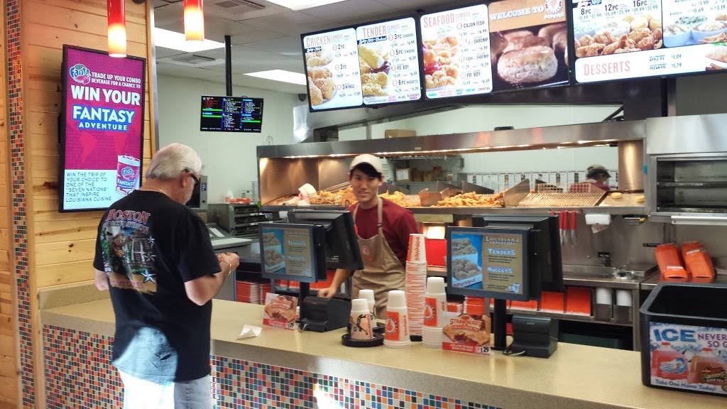 Popeyes Louisiana Kitchen | restaurant | 4510 Panther Creek Pne, The Woodlands, TX 77381, USA | 2812987400 OR +1 281-298-7400