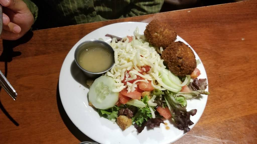 Blue Fin Restaurant And Bar | restaurant | 461-4 Town Center Pl, Columbia, SC 29229, USA | 8038657346 OR +1 803-865-7346