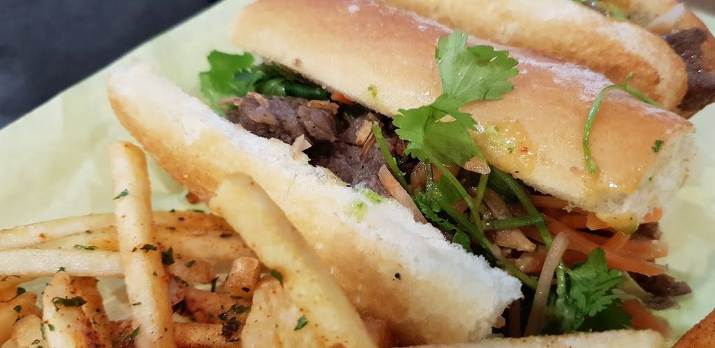 The Blazin Crab | restaurant | 345 W Pearl Ave Ste 140, Redlands, CA 92374, USA | 9093355000 OR +1 909-335-5000