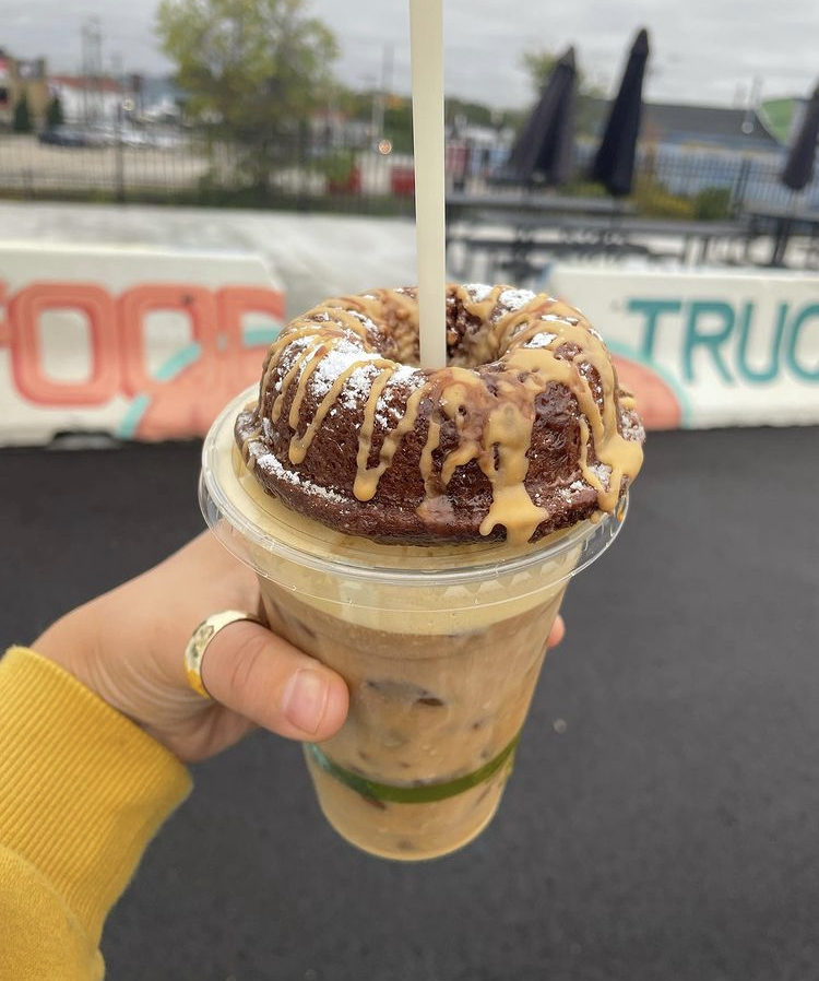 New Roots Coffee Cart | bakery | 252 Willow St, Manchester, NH 03103, USA | 8603455775 OR +1 860-345-5775