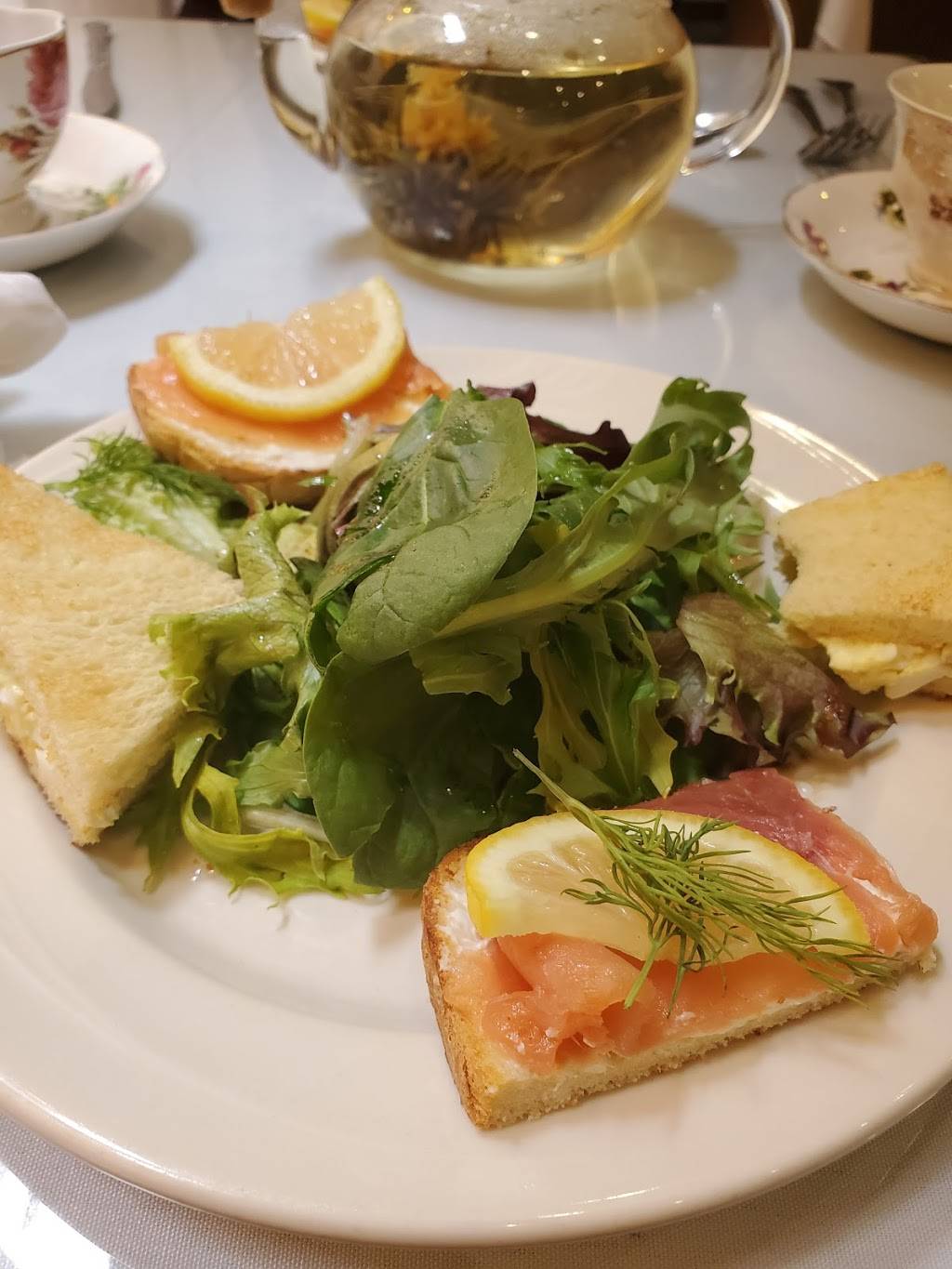 Chado Tea Room | restaurant | 6801 Hollywood Blvd Suite #209, Hollywood, CA 90028, USA | 3234728111 OR +1 323-472-8111