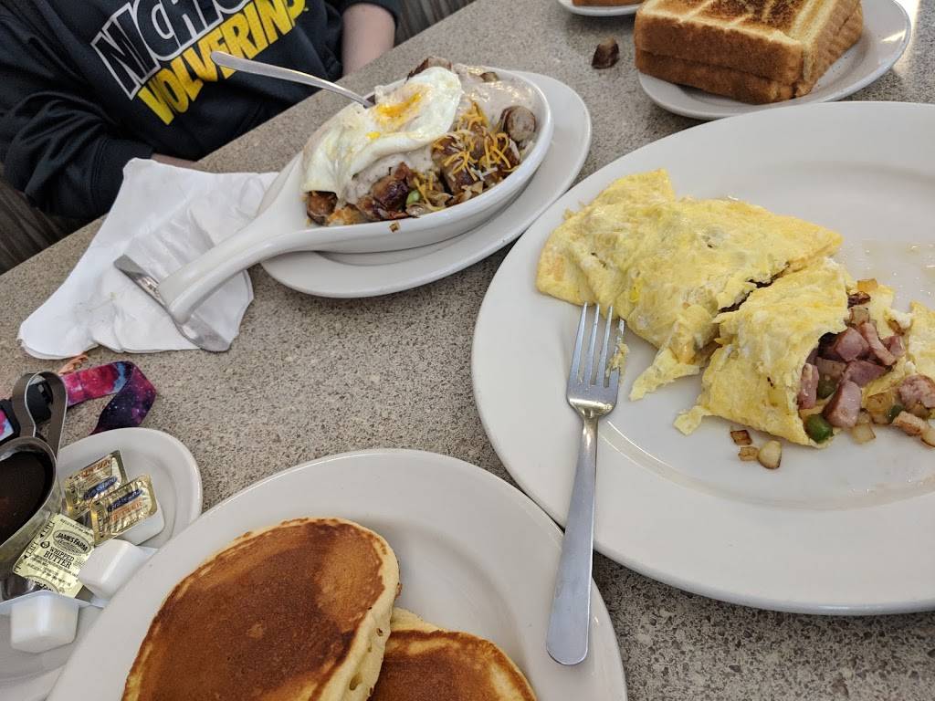 Noris Restaurant | restaurant | 963 W Midland Rd, Auburn, MI 48611, USA | 9892663285 OR +1 989-266-3285