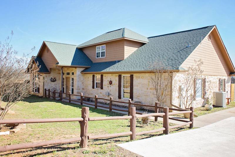 The Silver Spur Resort | restaurant | 13785 TX-19, Canton, TX 75103, USA | 9034201400 OR +1 903-420-1400