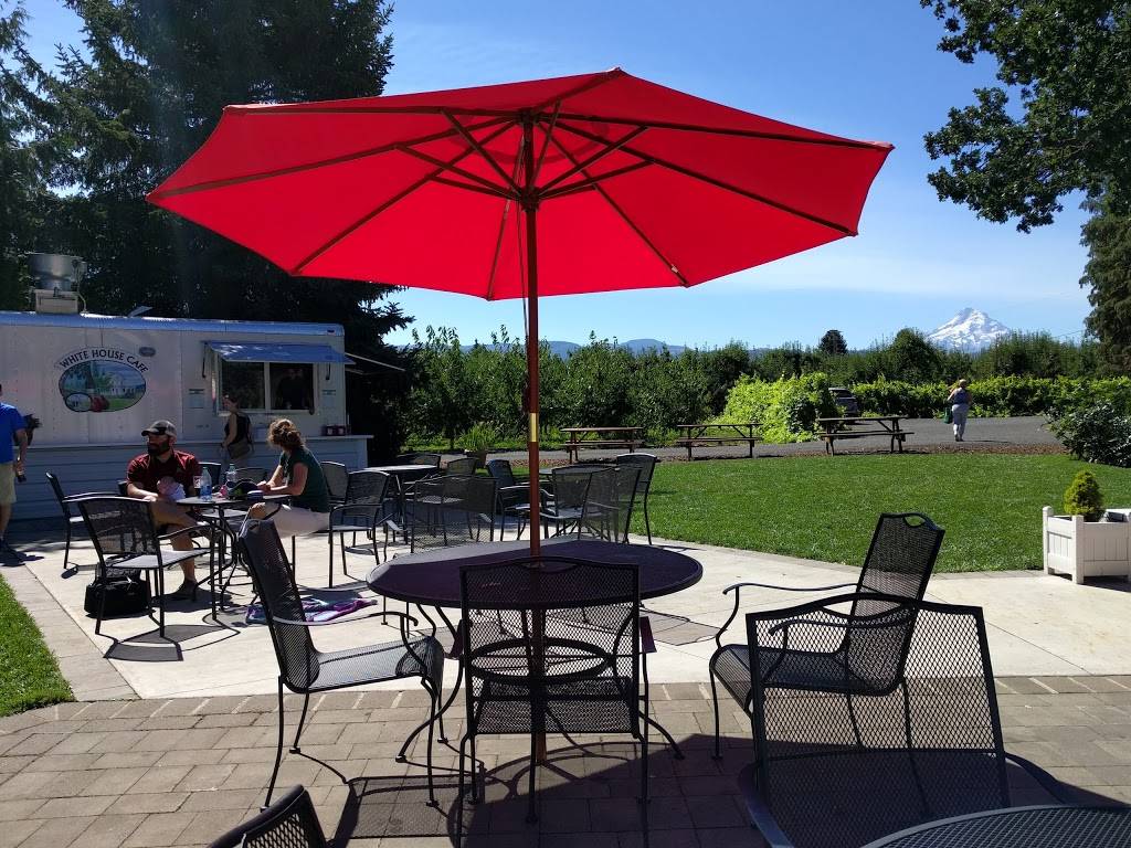 The Gorge White House | cafe | 2265 OR-35, Hood River, OR 97031, USA | 5413862828 OR +1 541-386-2828