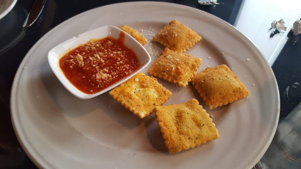 Little Angelos | restaurant | 8000 Bell Oaks Dr, Newburgh, IN 47630, USA | 8128538364 OR +1 812-853-8364