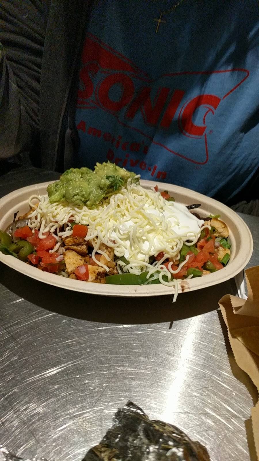 Chipotle Mexican Grill | restaurant | 3900 Hillsboro Pike Ste 28, Nashville, TN 37215, USA | 6152929199 OR +1 615-292-9199