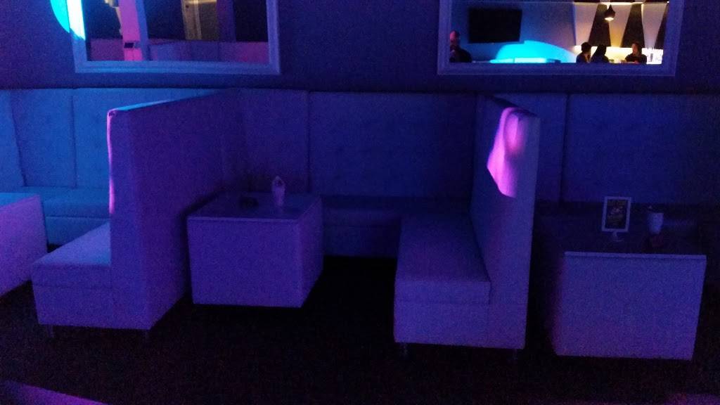 Conga Lounge & Rest | night club | 170 Broad St, Lynn, MA 01901, USA | 7815931951 OR +1 781-593-1951