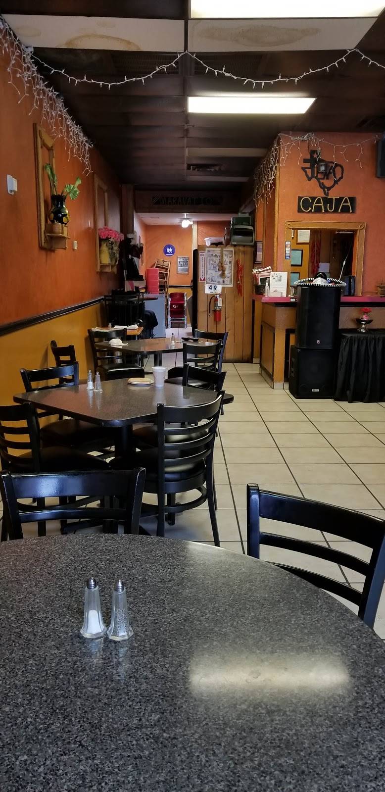 Maravatio Restaurant | restaurant | 4619 E R L Thornton Fwy, Dallas, TX 75223, USA | 2148243300 OR +1 214-824-3300