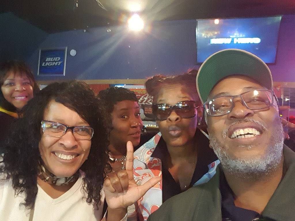 Chill Grill | restaurant | 2816 Vandeventer Ave, St. Louis, MO 63107, USA | 3145350969 OR +1 314-535-0969