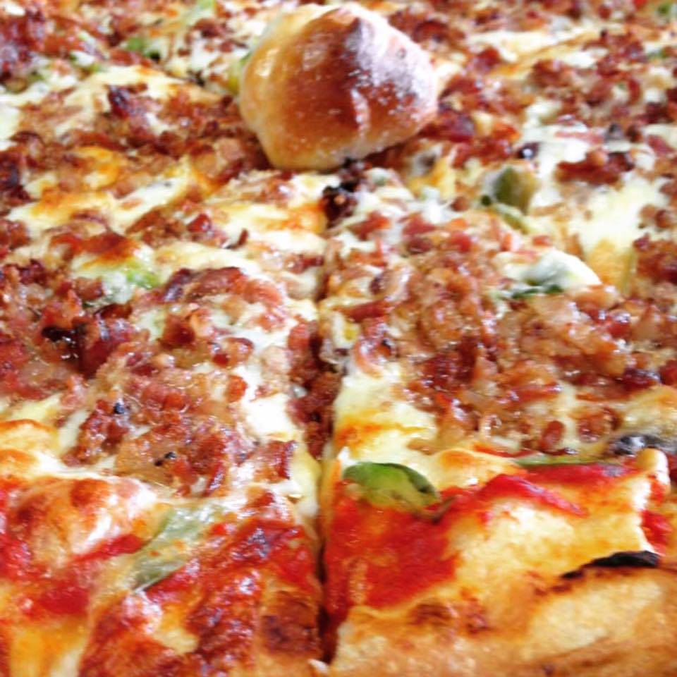 Riverside Pizzeria Ottawa | meal delivery | 3679 Riverside Dr, Ottawa, ON K1V 1G8, Canada | 6132608555 OR +1 613-260-8555