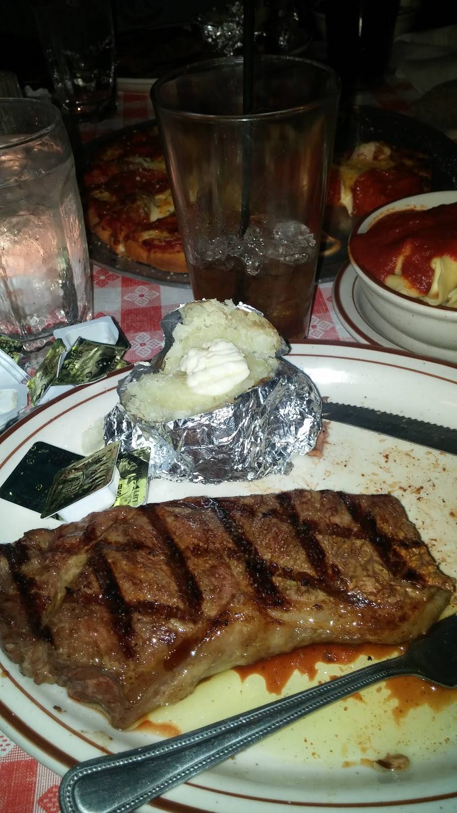 Joes Casa Di Amici | restaurant | 200 E Riverside Blvd, Loves Park, IL 61111, USA | 7797743854 OR +1 779-774-3854