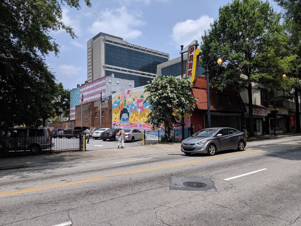 Freds Country Kitchen | restaurant | 132 Mitchell St SW, Atlanta, GA 30303, USA | 4045245665 OR +1 404-524-5665