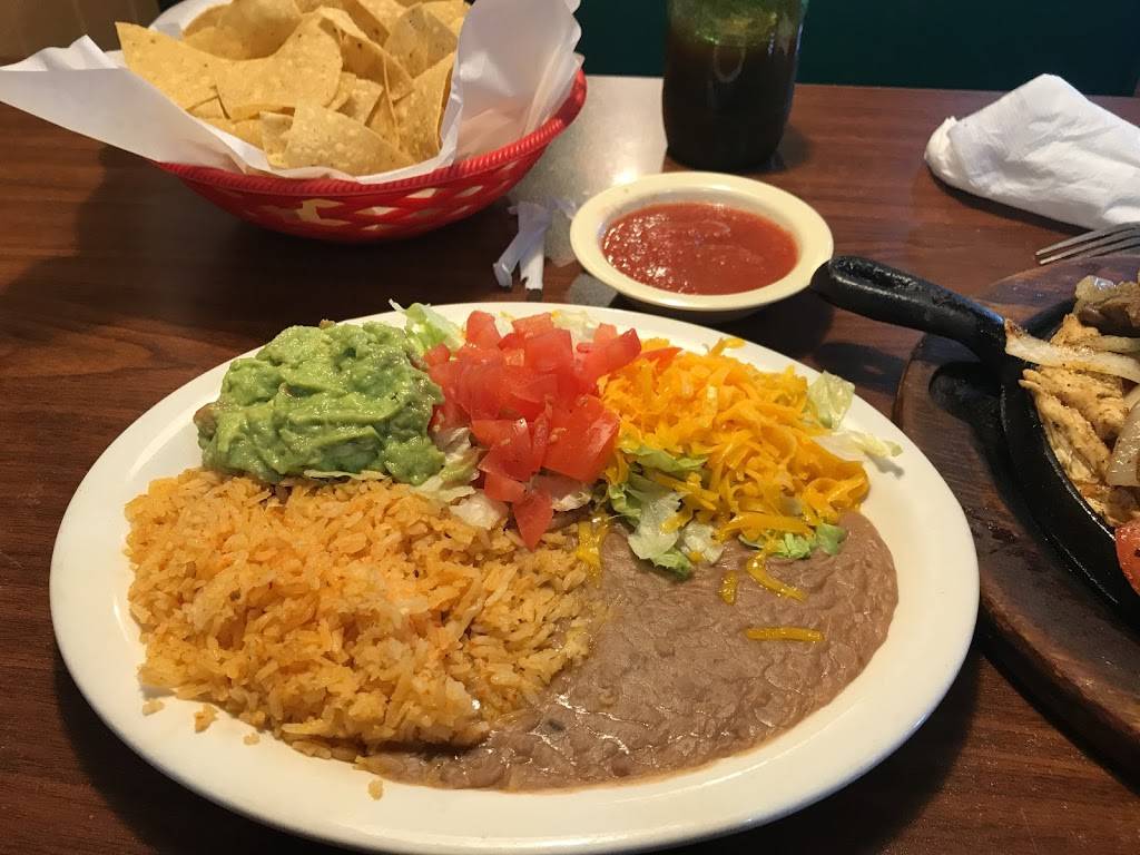 El Sombrero Mexican Restaurant | restaurant | 316 S Saginaw Blvd, Saginaw, TX 76179, USA | 8172322331 OR +1 817-232-2331