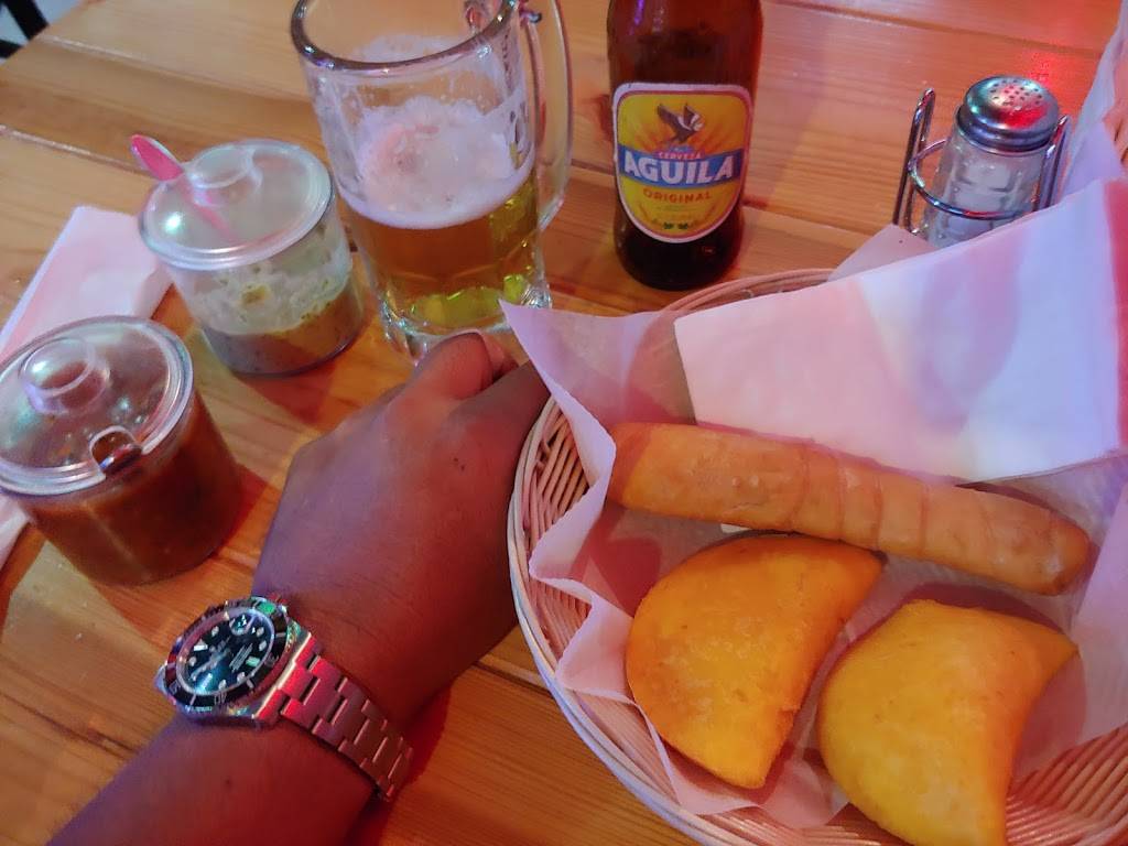 El Mayoral Restaurant Sunset Dr | restaurant | 15148 SW 72nd St, Miami, FL 33193, USA | 3053827783 OR +1 305-382-7783