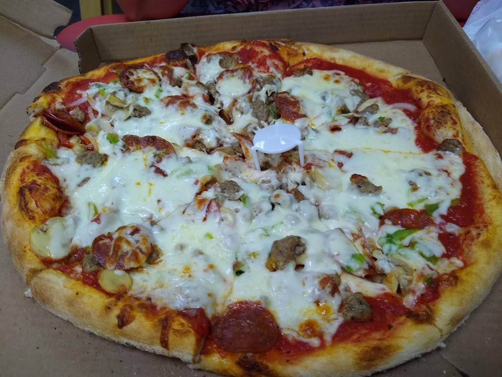 Roccos Pizzeria | restaurant | 7432 Ritchie Hwy, Glen Burnie, MD 21061, USA | 4107606526 OR +1 410-760-6526