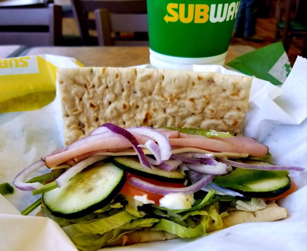 Subway Restaurants | restaurant | 1000 FM 1764 - Ste B Interstate 45 Mobil, Gas / C-Store, La Marque, TX 77568, USA | 4099865846 OR +1 409-986-5846