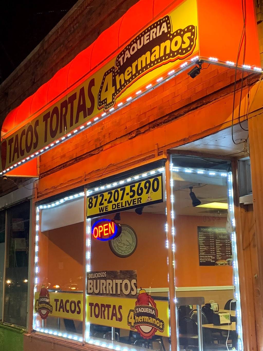 Taquería 4 Hermanos | restaurant | 2820 W 55th St, Chicago, IL 60632, USA | 8722075690 OR +1 872-207-5690