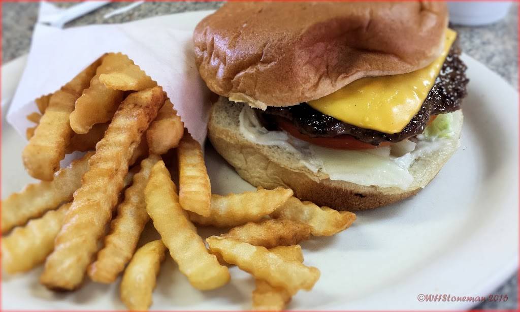 Handee Burger | restaurant | 407 N Kentucky St, Kingston, TN 37763, USA | 8653762186 OR +1 865-376-2186