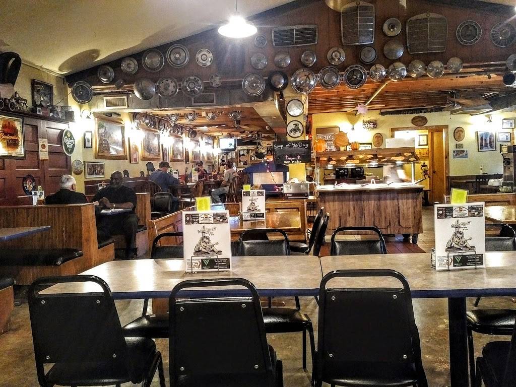 Hickory House BBQ | restaurant | 626 N Mission St, Sapulpa, OK 74066, USA | 9182247830 OR +1 918-224-7830