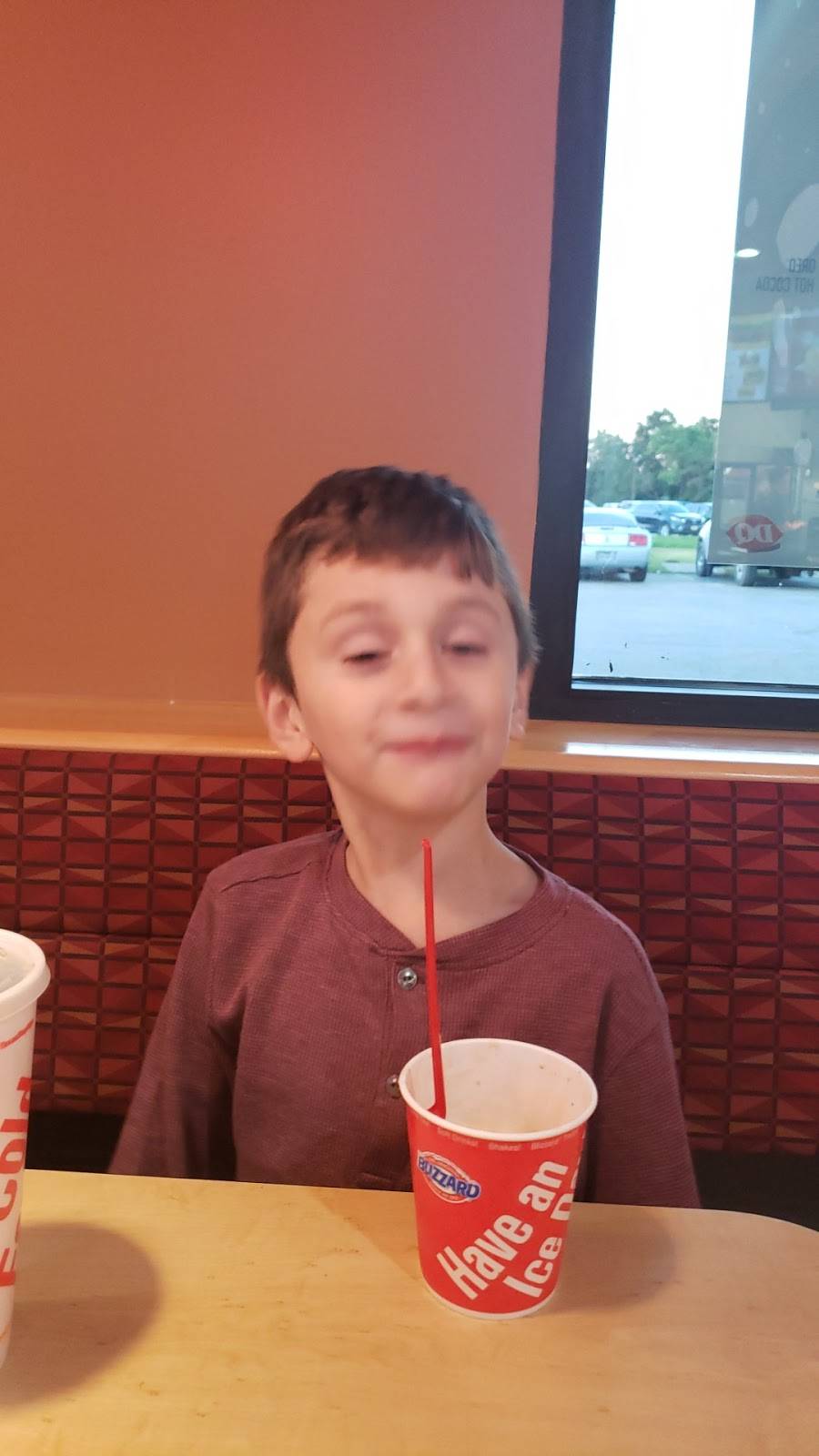 Dairy Queen Store | restaurant | 9102 TX-146, Mont Belvieu, TX 77580, USA | 2815766526 OR +1 281-576-6526