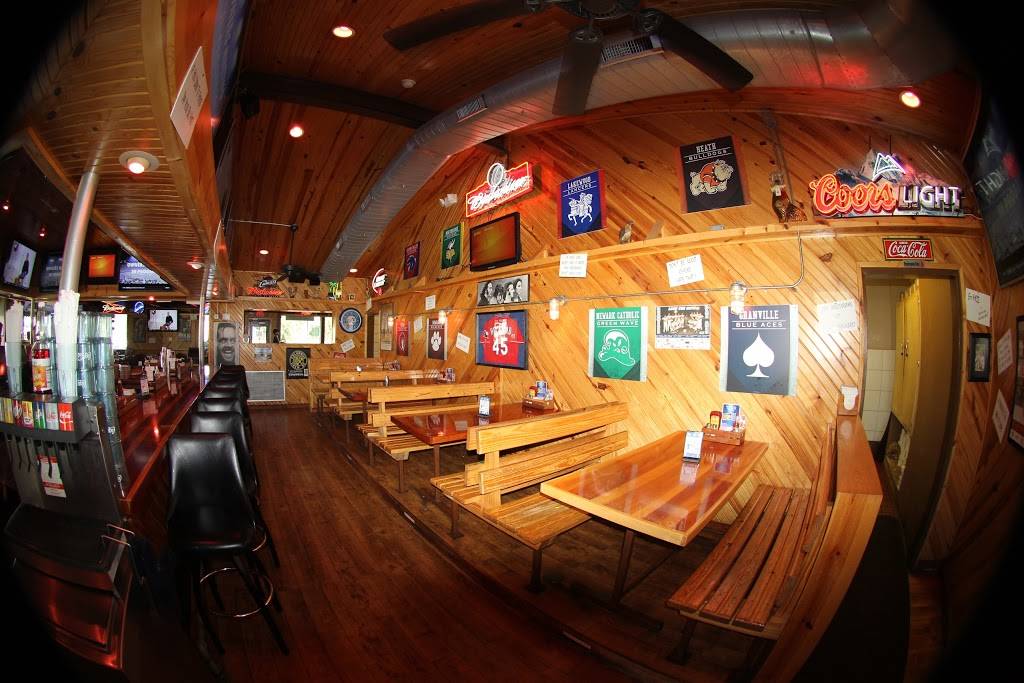 Roosters | restaurant | 1414 N 21st St, Newark, OH 43055, USA | 7403668722 OR +1 740-366-8722