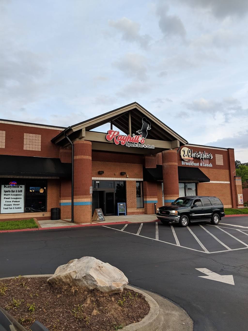 Kayhills Sports Bar & Grill | restaurant | 2100 Roswell Rd ste. 2114, Marietta, GA 30062, USA | 6784031046 OR +1 678-403-1046