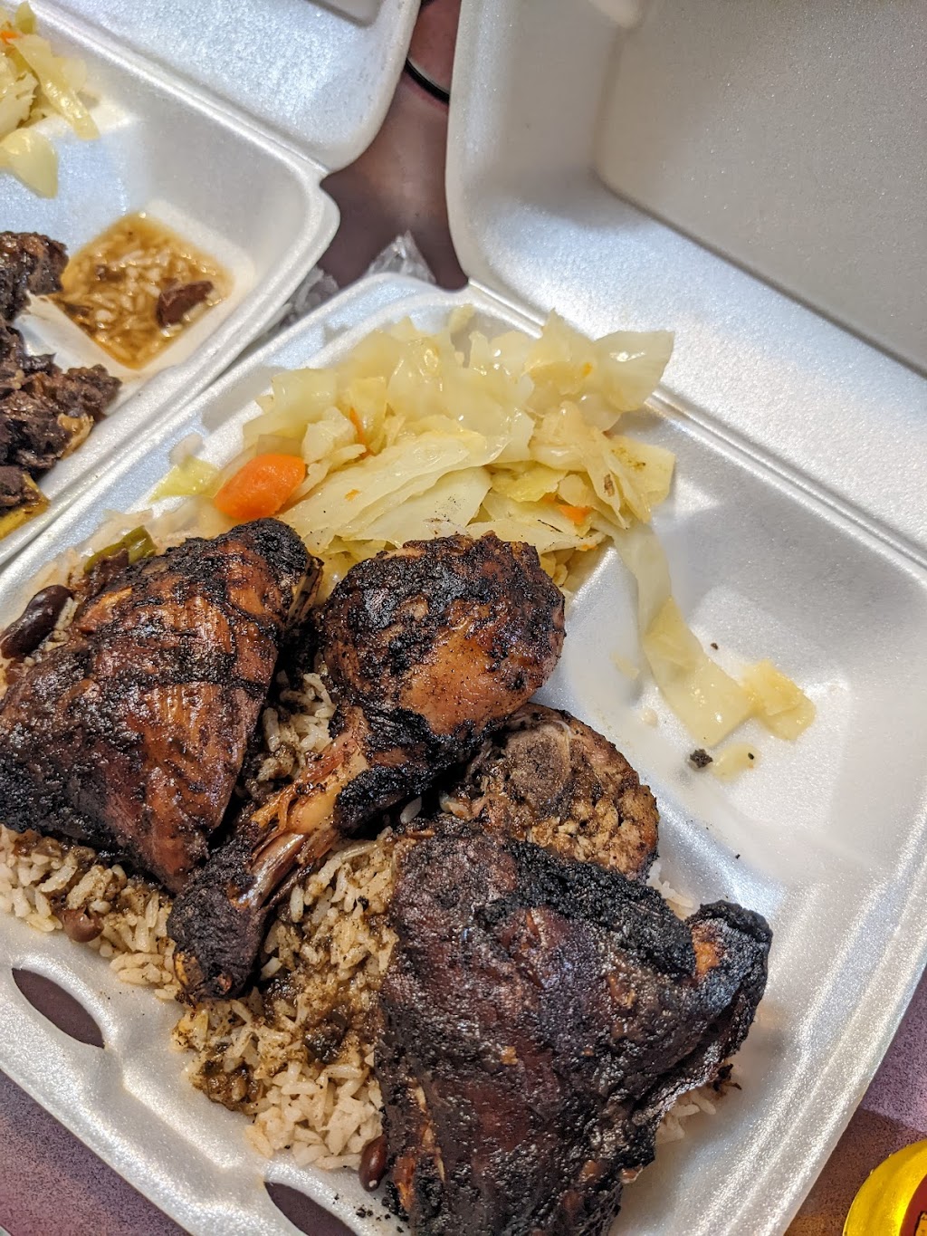 C3 Jamaican Corner | restaurant | 858 NE 25th St, Winston-Salem, NC 27105, USA | 3362938377 OR +1 336-293-8377