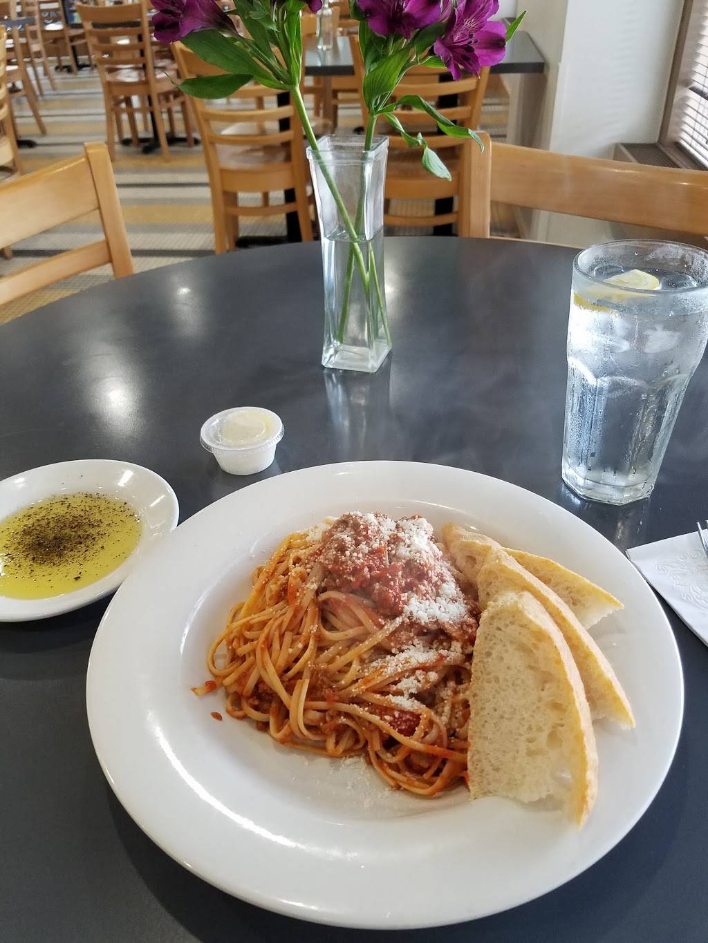 Basil Prosperi | restaurant | 801 Grand Ave, Des Moines, IA 50309, USA | 5152442070 OR +1 515-244-2070