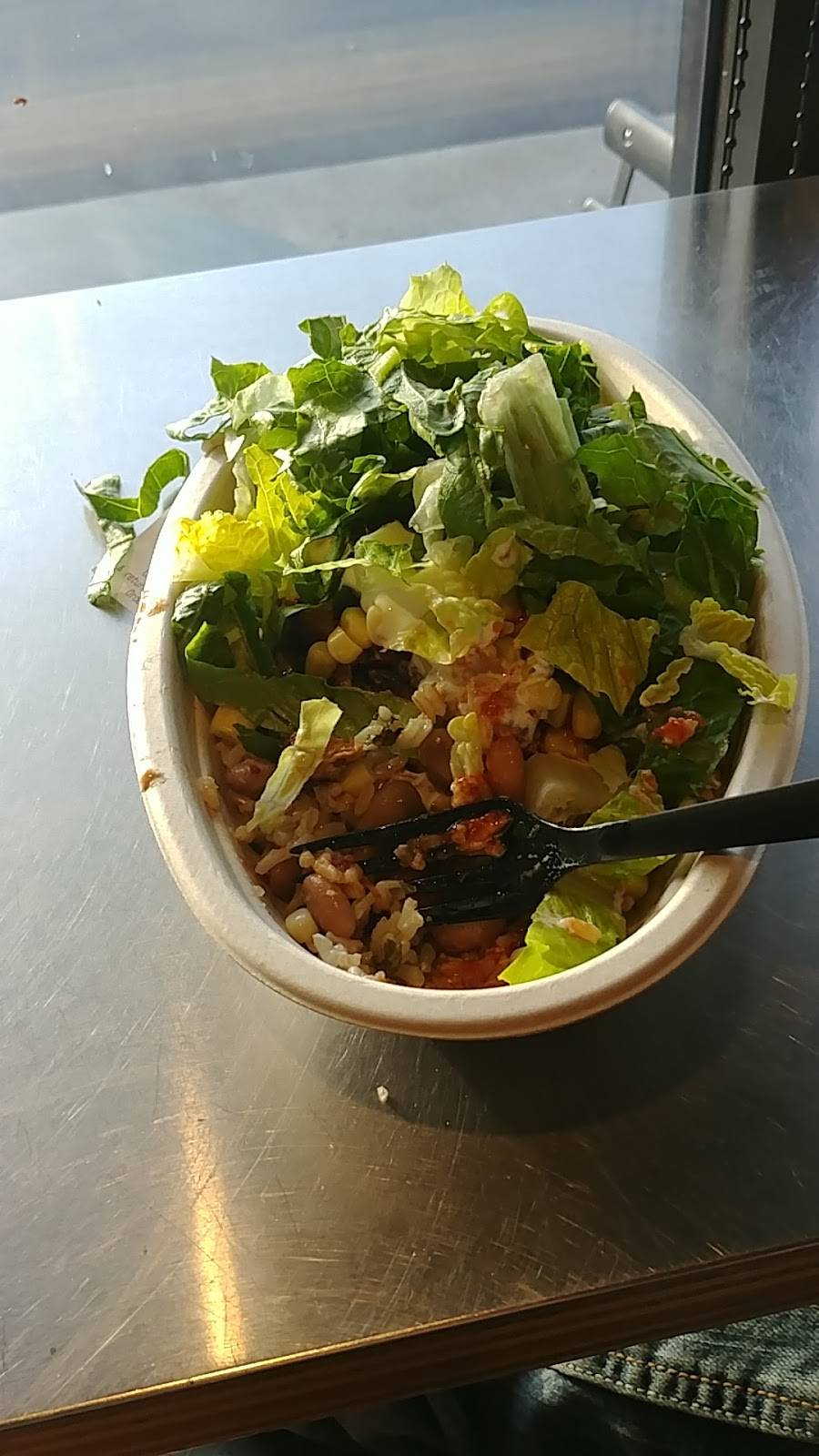 Chipotle Mexican Grill | restaurant | 3705 S Bristol St, Santa Ana, CA 92704, USA | 7147547380 OR +1 714-754-7380