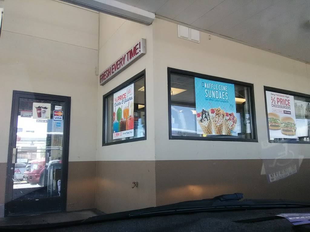 Sonic Drive-In | restaurant | 713 N Main St, Belen, NM 87002, USA | 5058640110 OR +1 505-864-0110