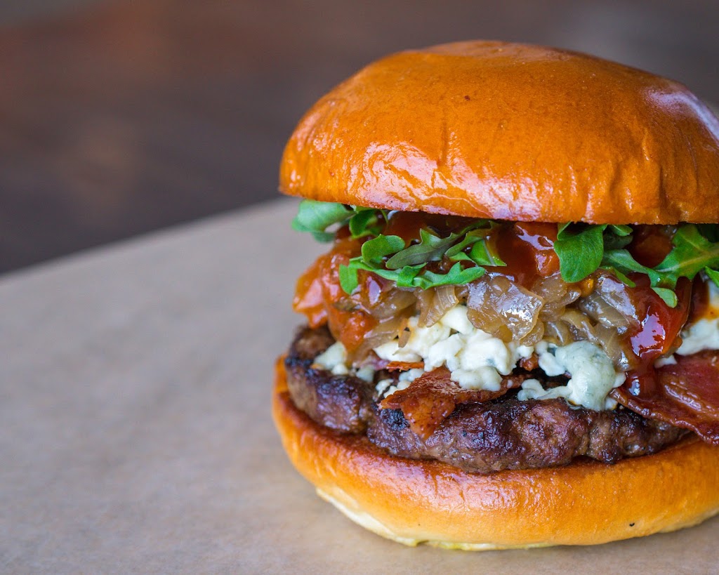 The Stand - American Classics Redefined | restaurant | 13815 Whittier Blvd, Whittier, CA 90605, USA | 5627817878 OR +1 562-781-7878