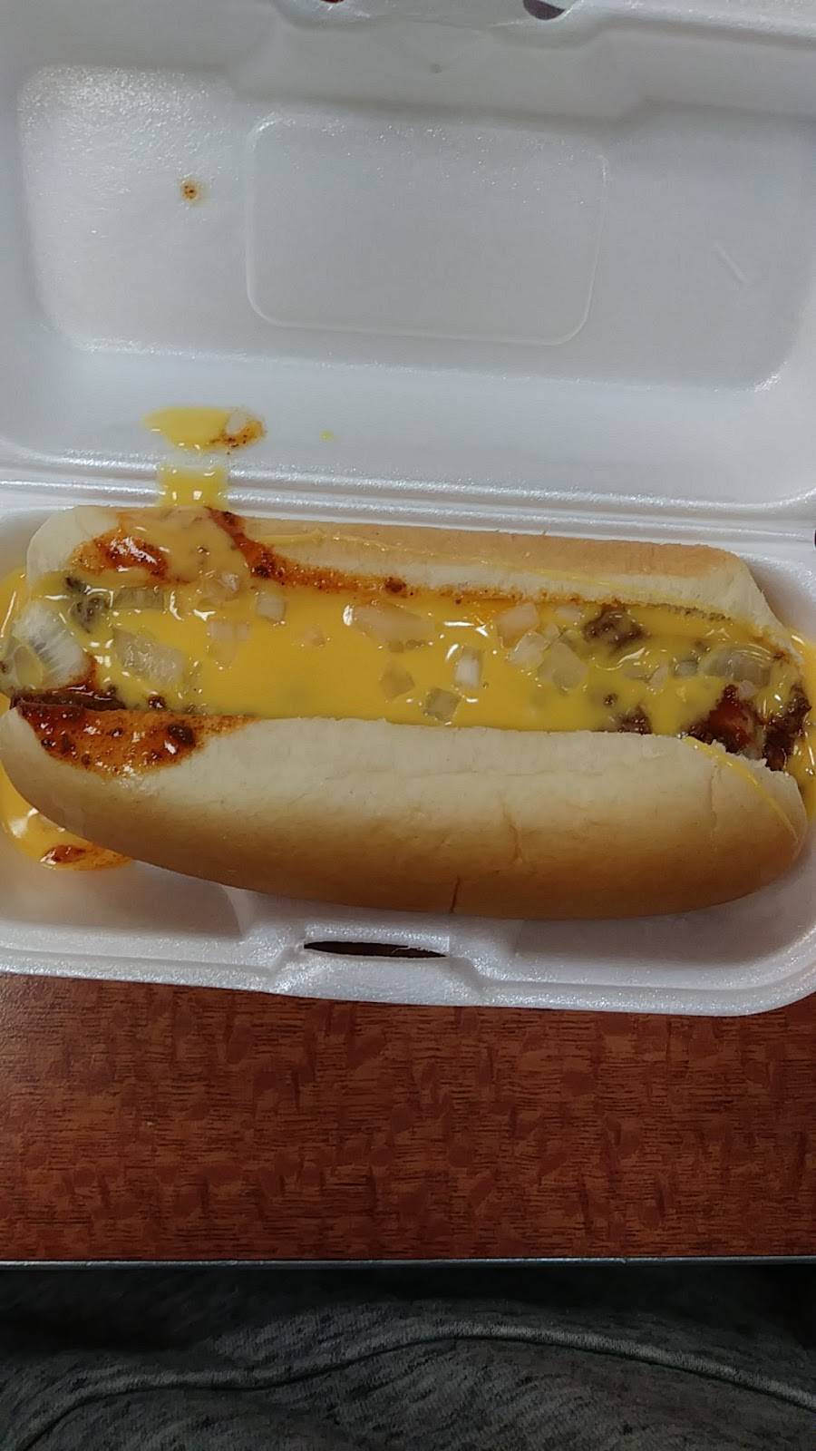 A&W Restaurant | restaurant | 5 Woodfield Mall F-118, Schaumburg, IL 60173, USA | 8476191617 OR +1 847-619-1617