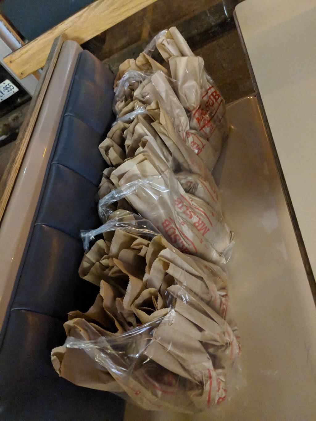 Mr.Sub | restaurant | 702 The Queensway, Etobicoke, ON M8Y 1K9, Canada | 4162590702 OR +1 416-259-0702