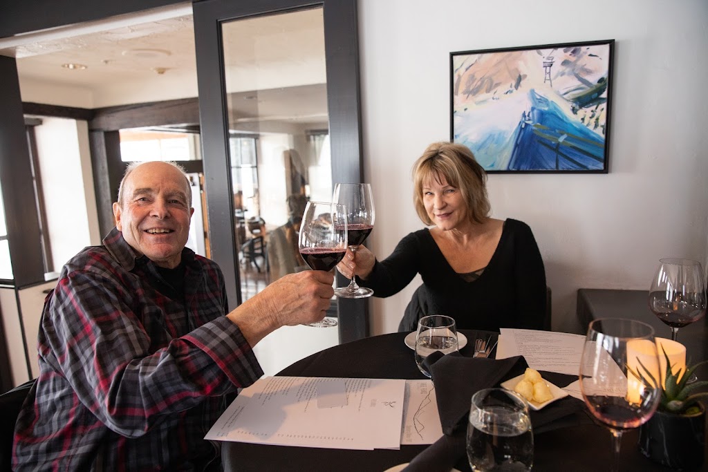 Three Peaks Bar & Grille | restaurant | 0239 Snowmass Club Cir, Snowmass Village, CO 81615, USA | 9709230923 OR +1 970-923-0923