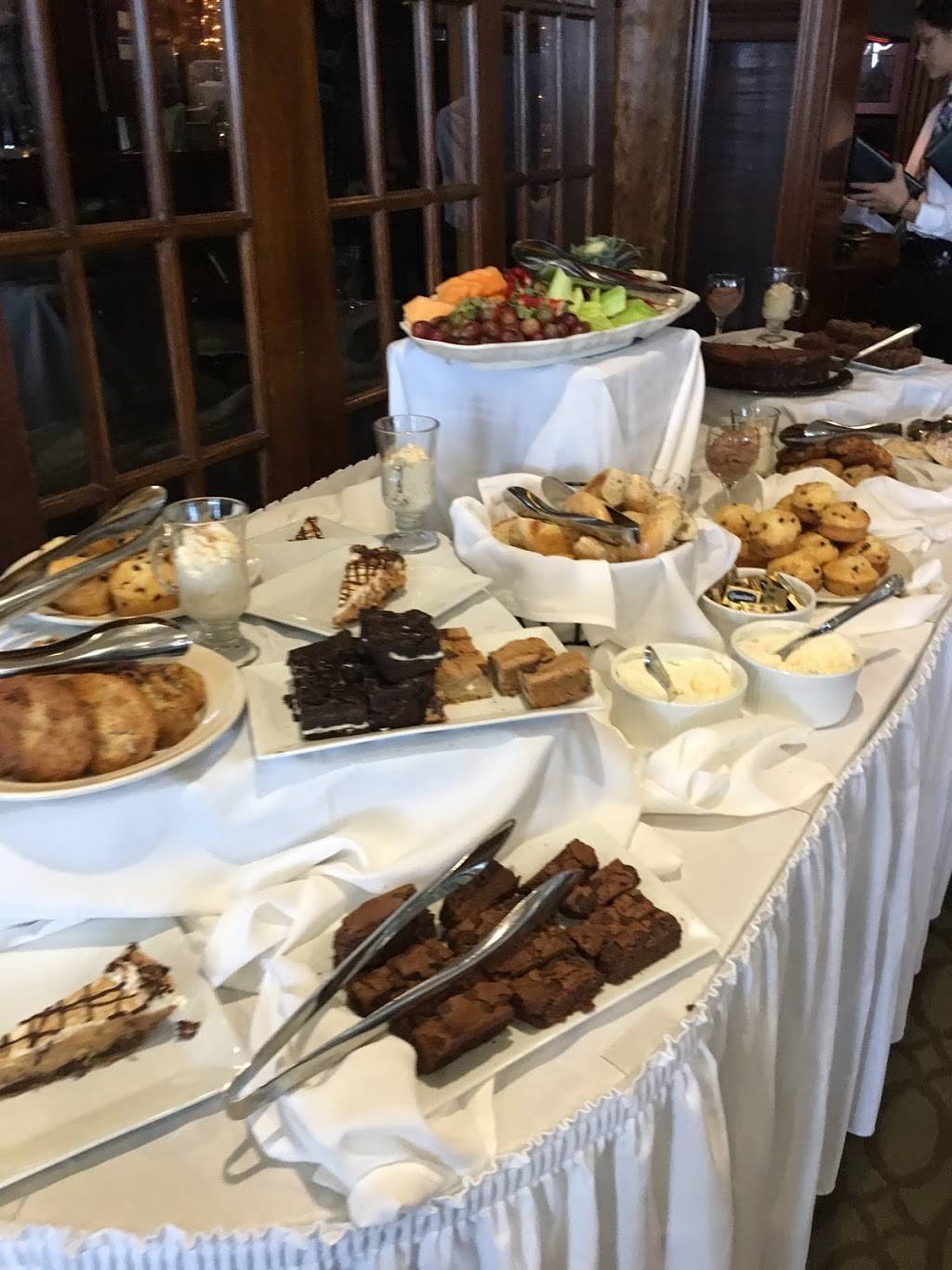 The Snapper Inn | restaurant | 500 Shore Dr, Oakdale, NY 11769, USA | 6315890248 OR +1 631-589-0248