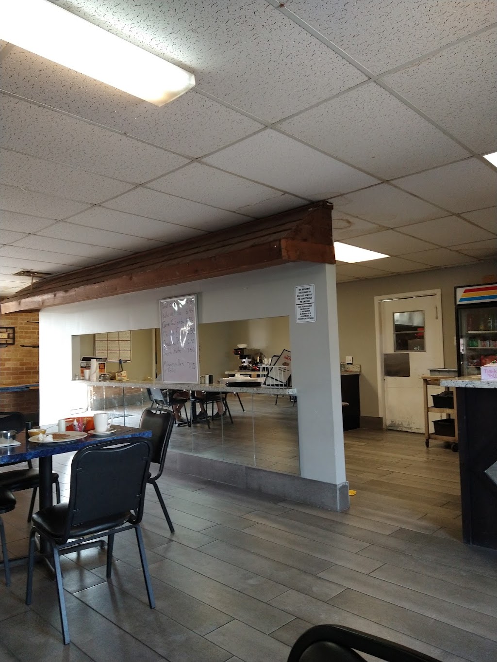 Checos Restaurant | restaurant | 3011 W, 3011 US-83 BUS, McAllen, TX 78501, USA | 9566864638 OR +1 956-686-4638