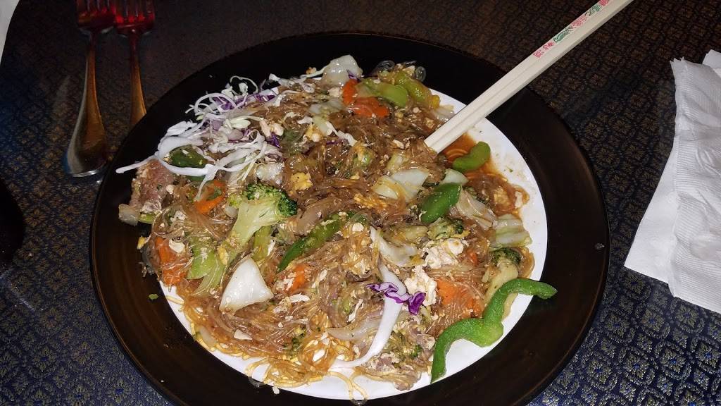 Tip Thai Cuisine | restaurant | 127 E Call St, Starke, FL 32091, USA | 9049648448 OR +1 904-964-8448