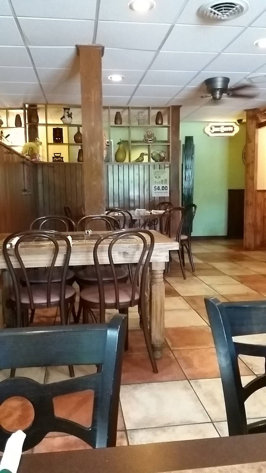 Senor Tomas Mexican - Latin Restaurant | cafe | 150 North Ave, Hartland, WI 53029, USA | 2623677488 OR +1 262-367-7488